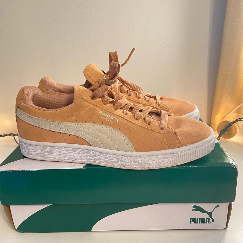 Puma Suede Classic Women's Sneakers | Color White-Whisper White (Box Included)